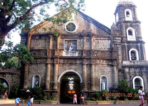 Ano ang mga lumang simbahan sa Southern Iloilo na pwede .